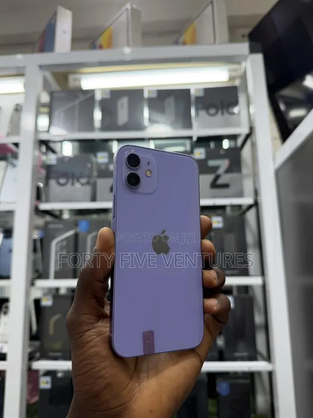 Apple iPhone 12 64 GB Purple · Photo 1