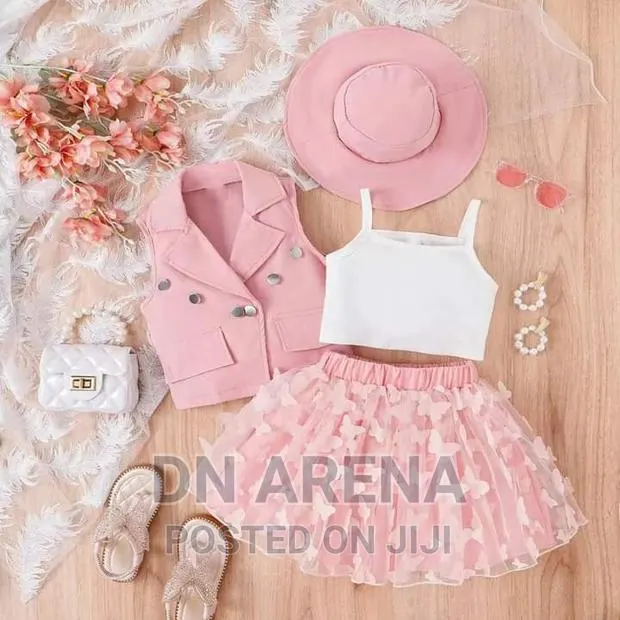 Quality Girls Outfit · Photo 1