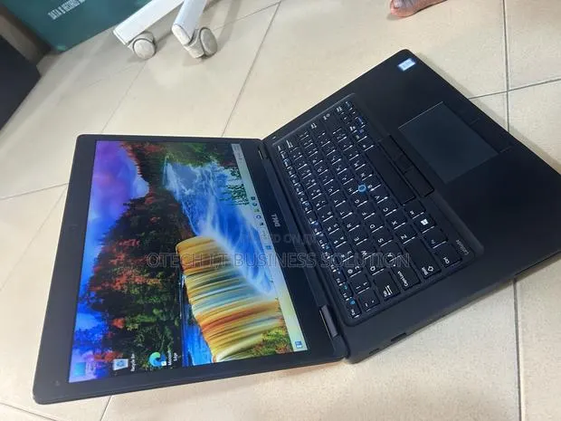 Laptop Dell Latitude 5480 8GB Intel Core i5 HDD+SSD 500GB · Photo 1
