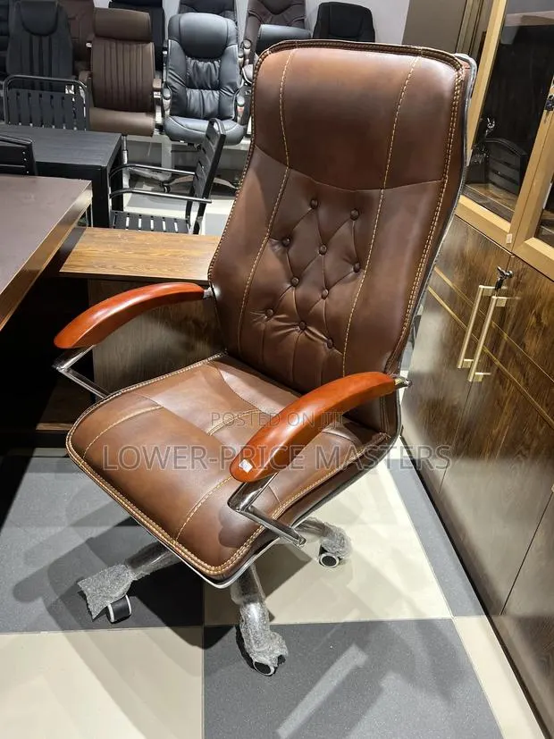 High Quality Office Chair · Photo 1