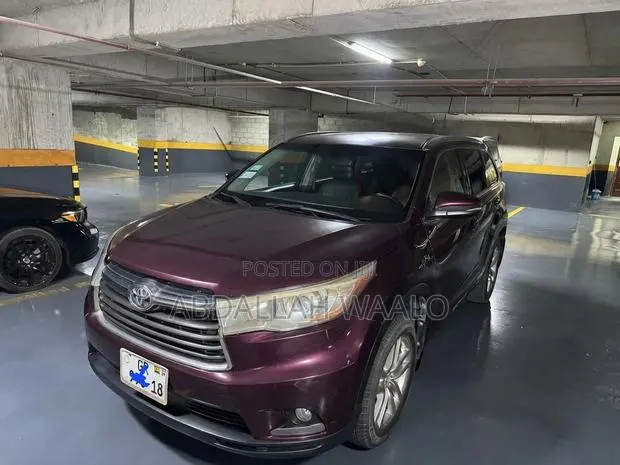 Toyota Highlander 2016 Burgundy · Photo 1