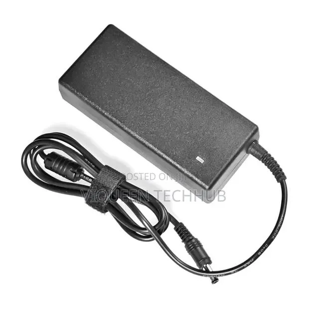 Toshiba 19v 4.74 a AC Adapter · Photo 1