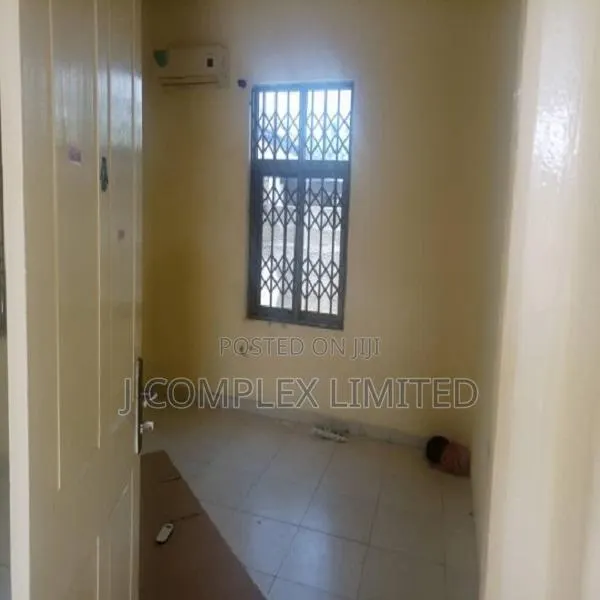 5bdrm House in US Embassy Area for sale · Photo 1