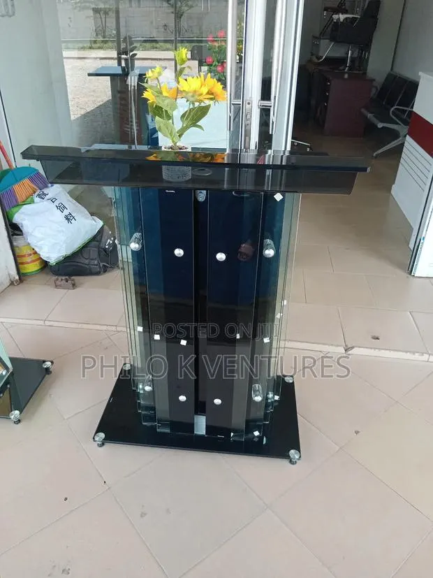 Minister's Pulpit · Photo 1