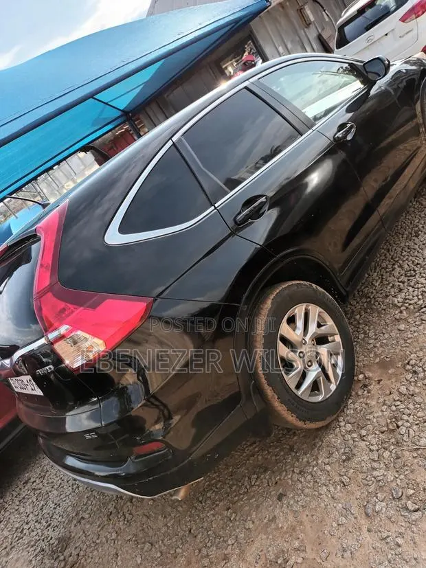 Honda CR-V 2016 Black · Photo 1