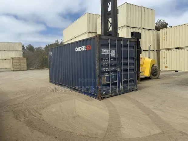 20ft Shipping Container Few Trips · Photo 1