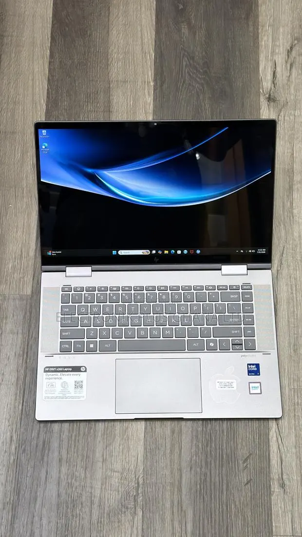 Laptop HP Envy 15 16GB Intel Core Ultra 7 SSD 512GB · Photo 1