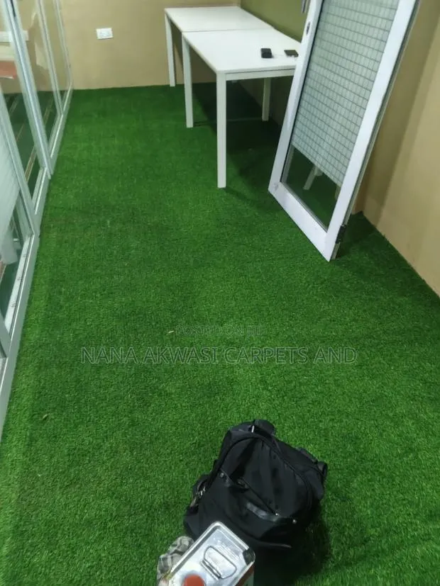 20mm Green Grass Carpet · Photo 1