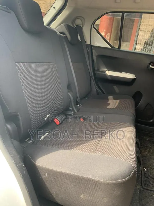 Suzuki Swift 2019 White · Photo 1