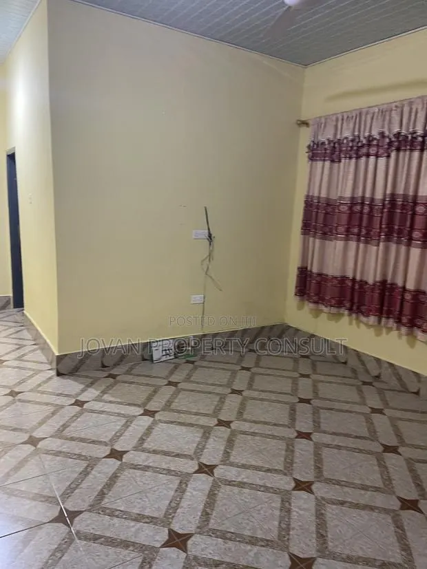 1bdrm Room & Parlour in Cocoboard, Amasaman for rent · Photo 1