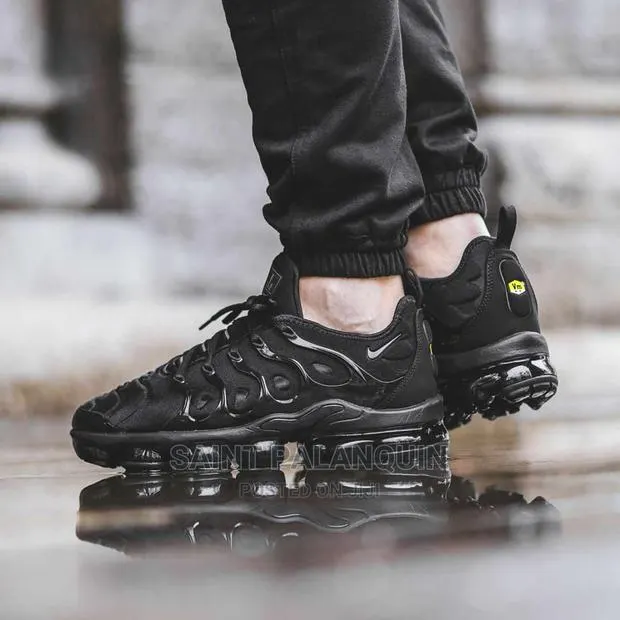 Nike Vapour Max Plus Sneaker · Photo 1