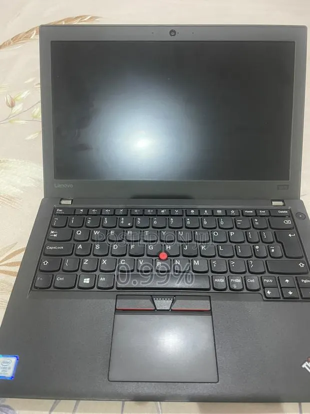 Laptop Lenovo ThinkPad X270 8GB Intel Core i5 SSD 256GB · Photo 1