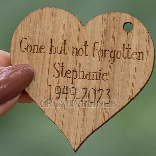 Wooden Engraving · Photo 1