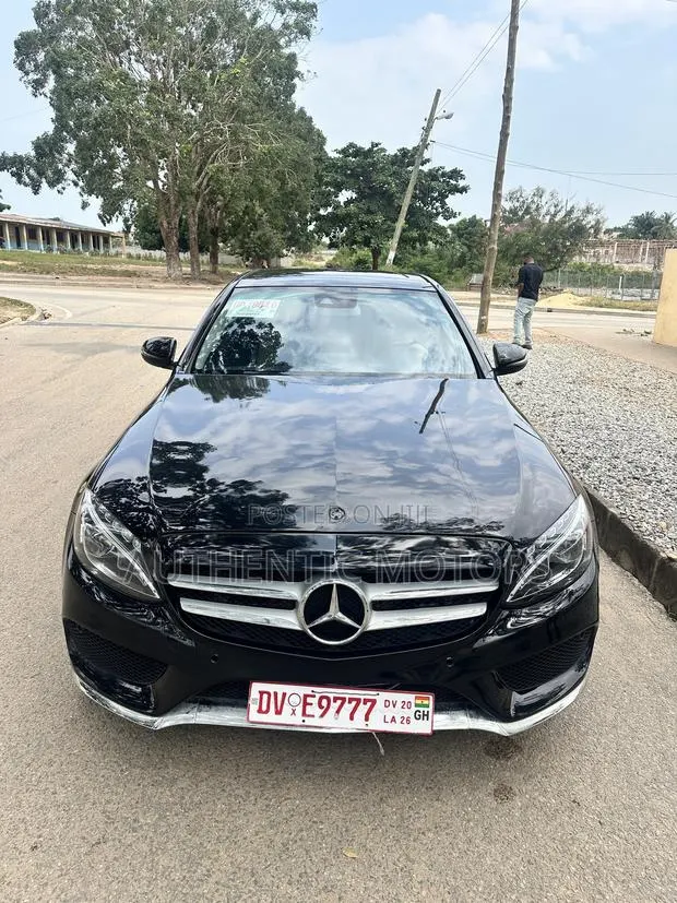 Mercedes-Benz C300 Luxury 4Matic Sedan AWD (2.0L 4cyl 7A) 2016 Black · Photo 1