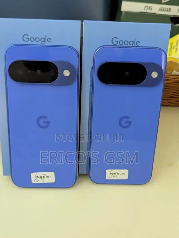 New Google Pixel 10 128 GB Blue · Photo 1