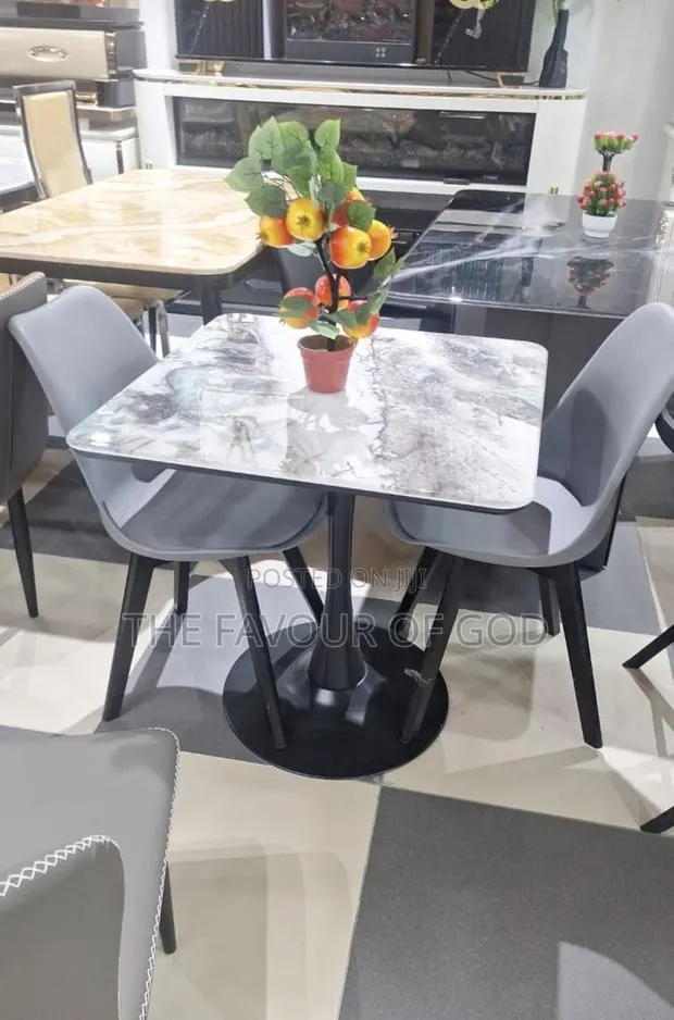 Classic 2 Seater Dining · Photo 1