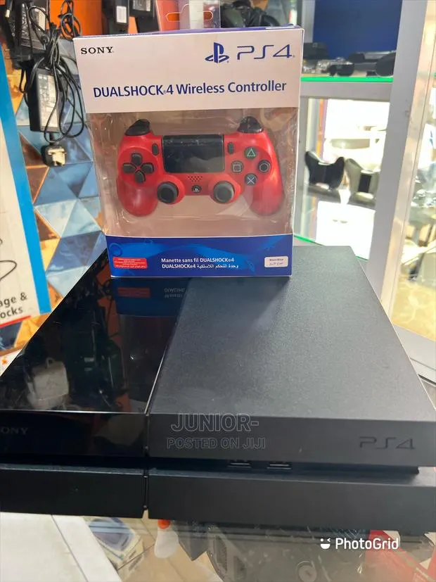 Ps4 Standard Uk Used With Games FC27 · Photo 1