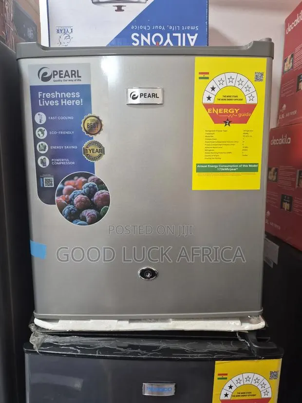 Pearl 72Liter Table Top/Bed Side Fridge · Photo 1