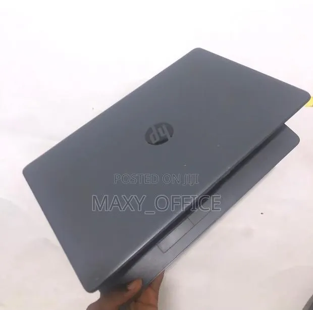 Laptop HP Compaq Presario R4000 8GB Intel Core i5 SSD 256GB