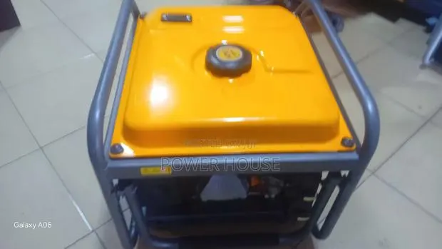 Brand New INGCO 10kVA Petrol Generator – Electric Key Start · Photo 1