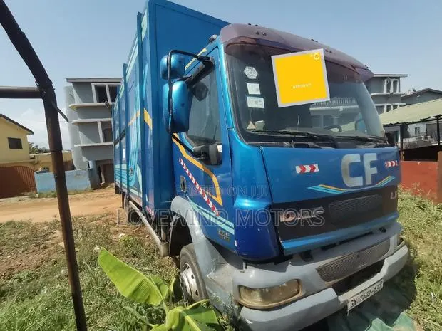 DAF Truck 2005 Blue for Sale · Photo 1