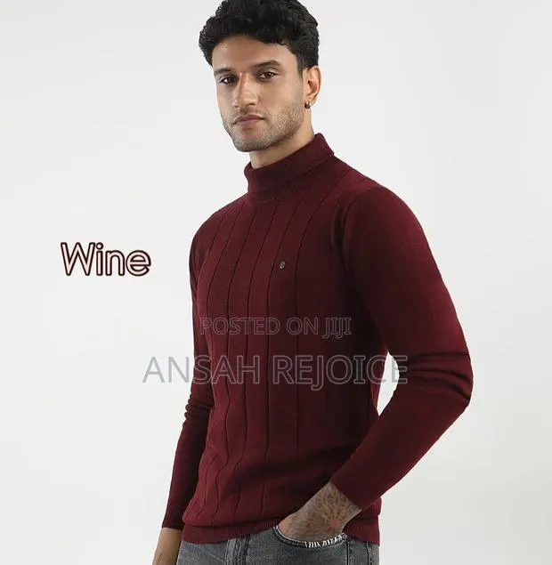 Heavy Turtleneck Top · Photo 1