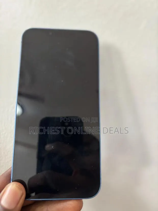Apple iPhone 13 128 GB Blue · Photo 1