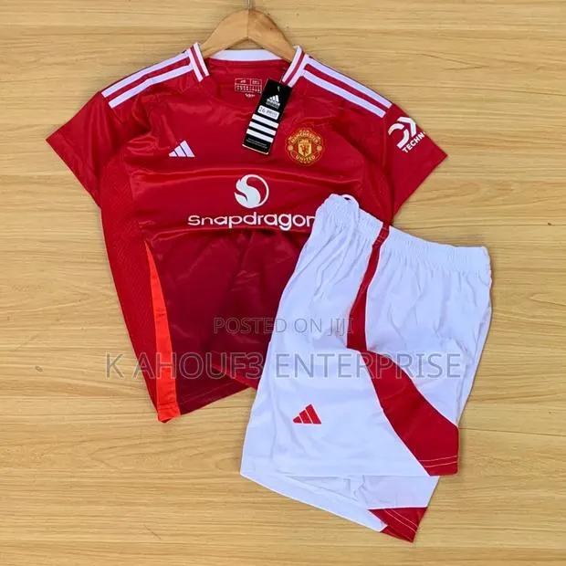 Manchester United Kids Jersey for 2024/25 · Photo 1