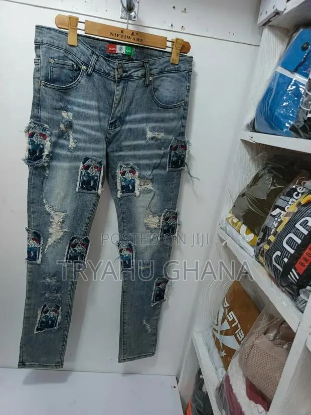 Denim Jeans That Fit Your Dream | Style, Comfort & Confidence · Photo 1