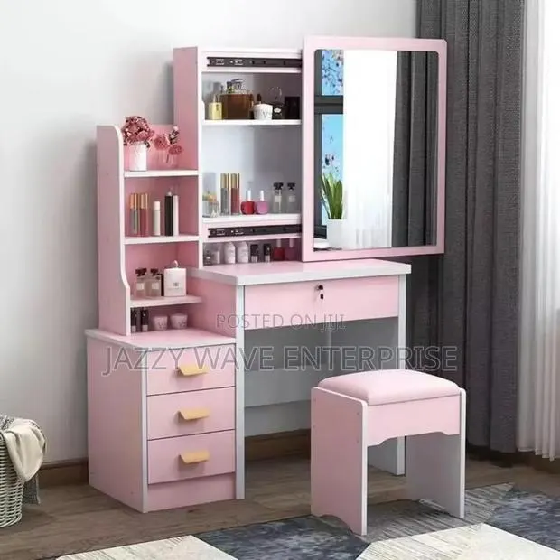 Dressing Mirror · Photo 1