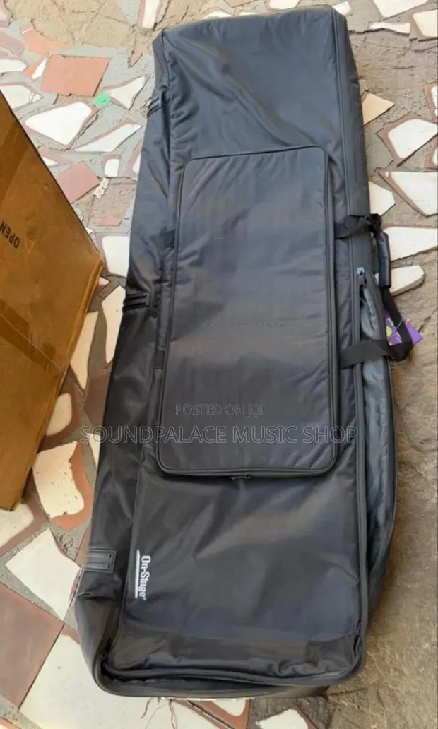 Heavy Duty Keyboard Bag (88-Key Keyboard) · Photo 1