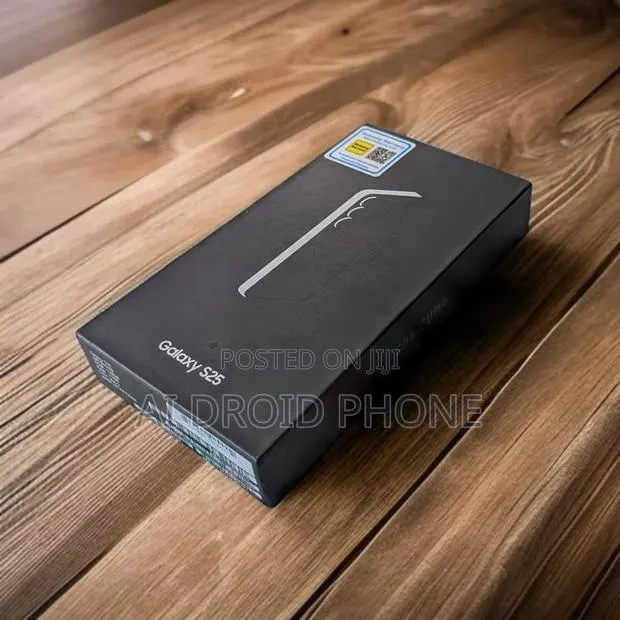 New Samsung Galaxy S25 128 GB Blue · Photo 1