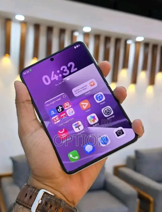 New Huawei Pura X Max 512 GB Gold · Photo 1