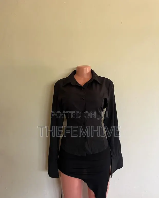 Black Pretty Little Thing Long Sleeve Shirt Thift · Photo 1