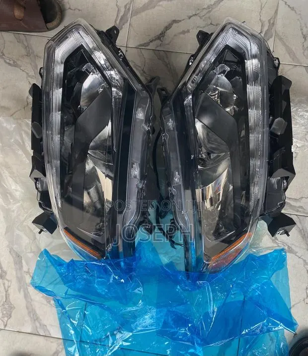 Rogue 2014,2015,2016 Headlight · Photo 1