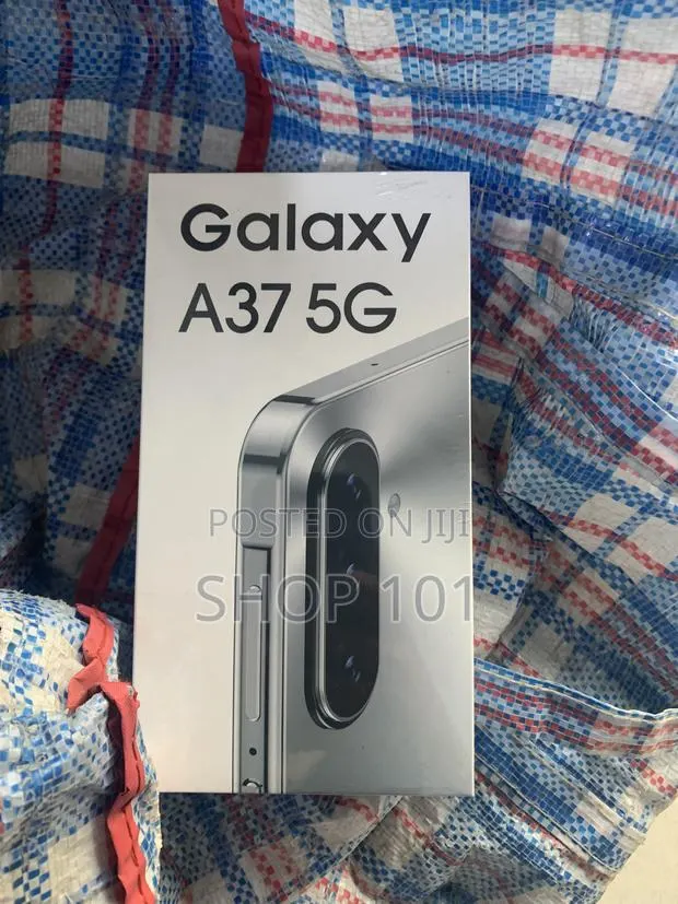 New Samsung Galaxy A37 256 GB Black · Photo 1