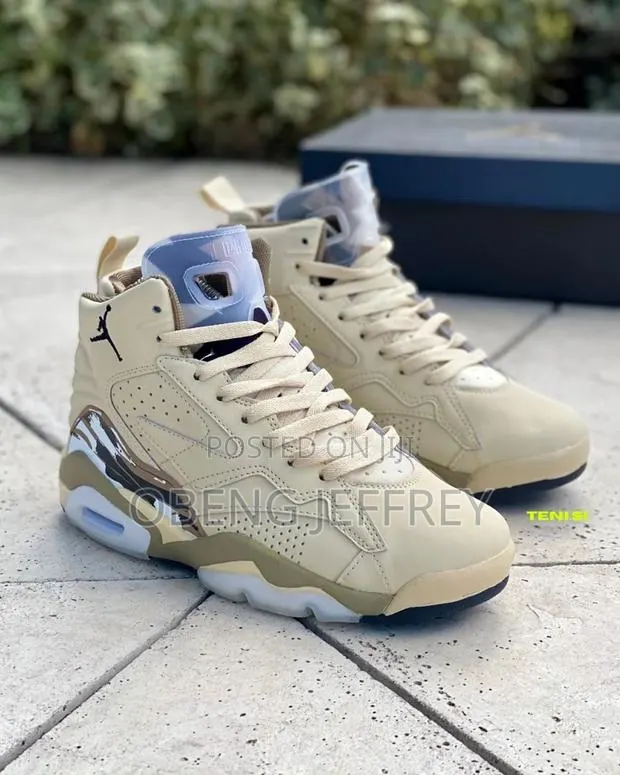 Original Jordan 6 MVP Team Gold · Photo 1