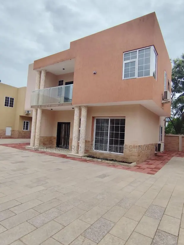 5bdrm Townhouse / Terrace in Dworwulu for rent · Photo 1
