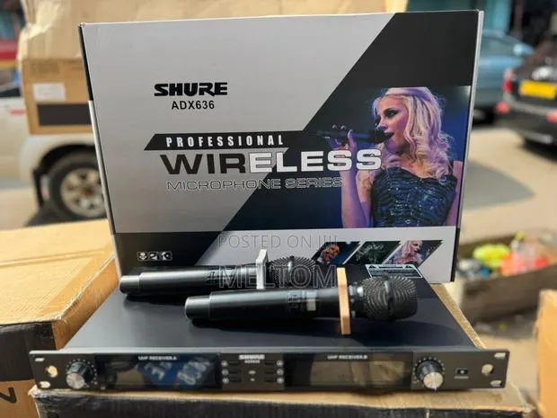 Shure Adx636 2in1 Digital Wireless Microphone · Photo 1
