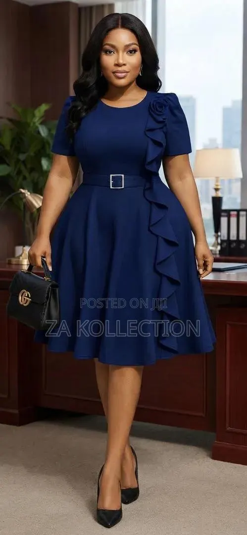 Women's High End Official Dress With Brooch Belt · Photo 1