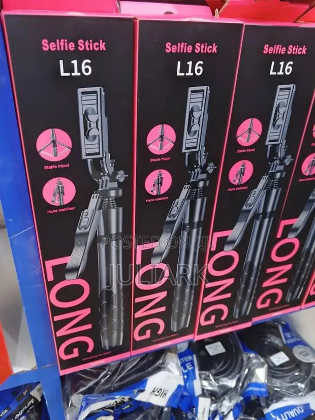 L16 Selfie Stick · Photo 1