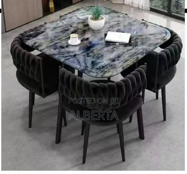 4 Seater Dining Set · Photo 1