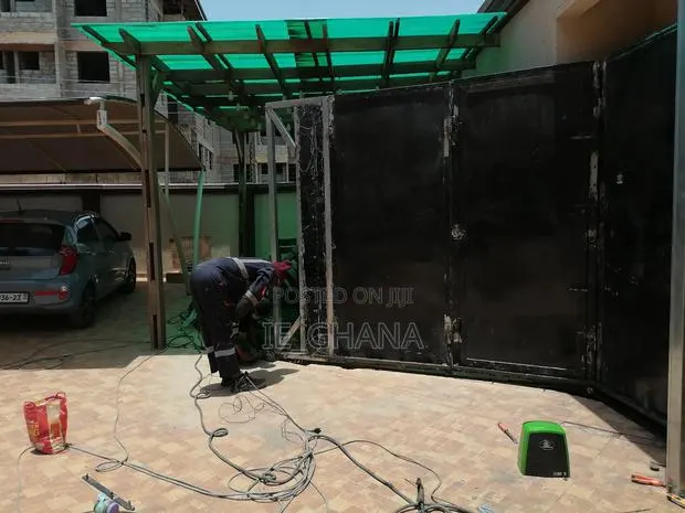 Smart Folding Gate Automation · Photo 1