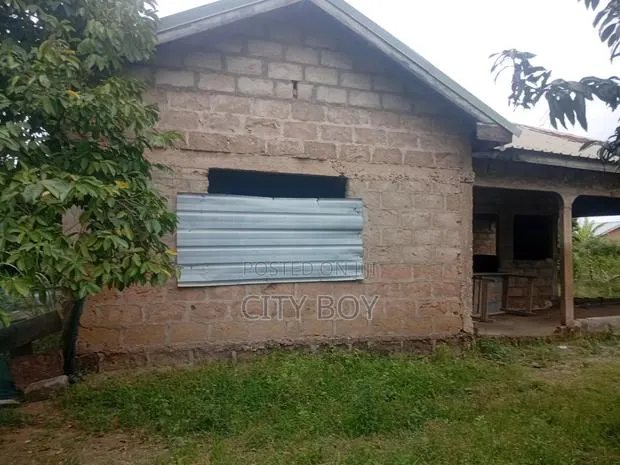 5bdrm House in Manhean for sale · Photo 1