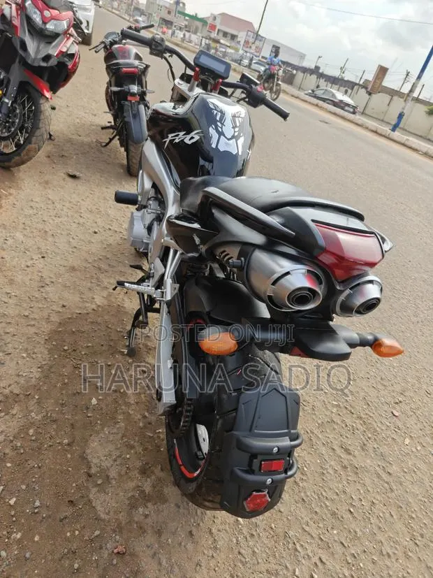 Yamaha FZ6 2017 Black · Photo 1