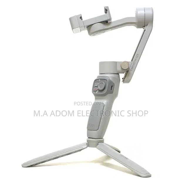 Zhiyun Smart Q3 AI Gimbal Stabilizer With Gesture Control · Photo 1