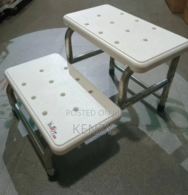 Stepping Stool · Photo 1