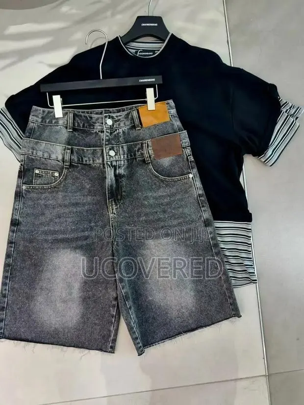 Men's Dark-Washed Retro Baggy Denim Jorts · Photo 1