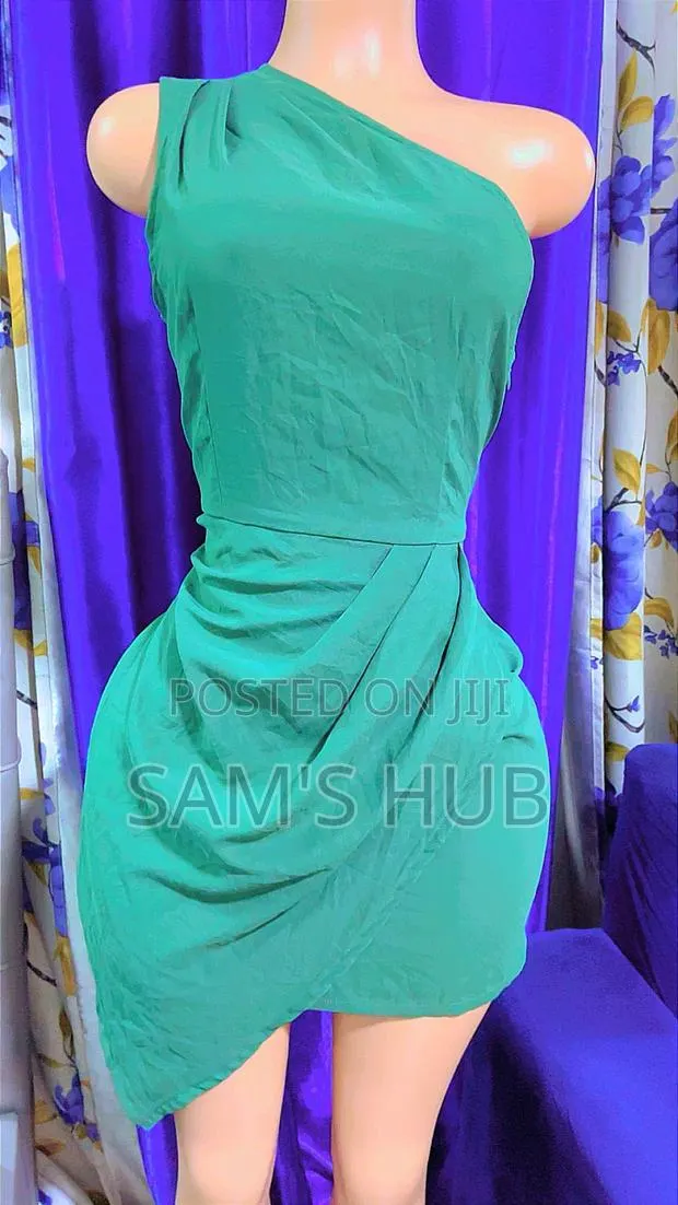 Women’s Cloth · Photo 1