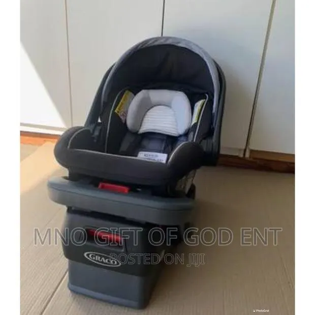 Graco Snugride Snuglock 35 DLX Infant Car Seat - Gallery · Photo 1